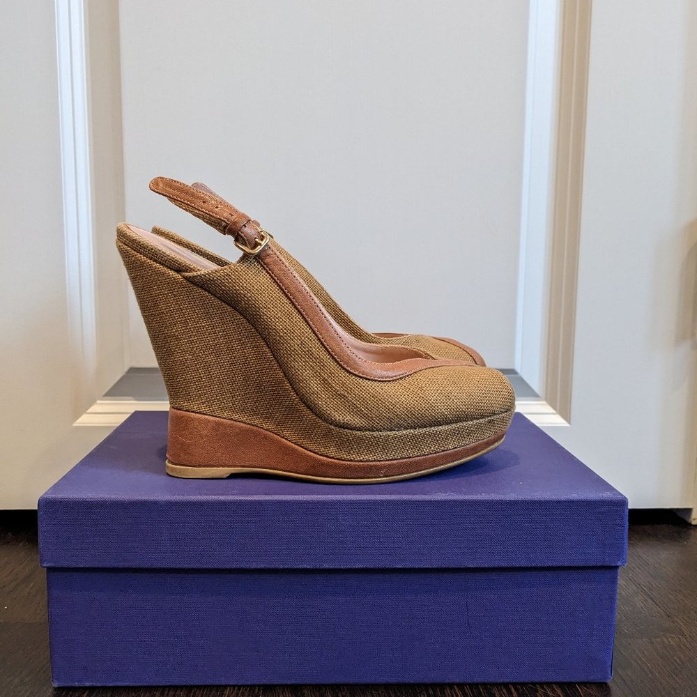 Stuart Weitzman Round Here Wege Sandal Natural size 8.5
